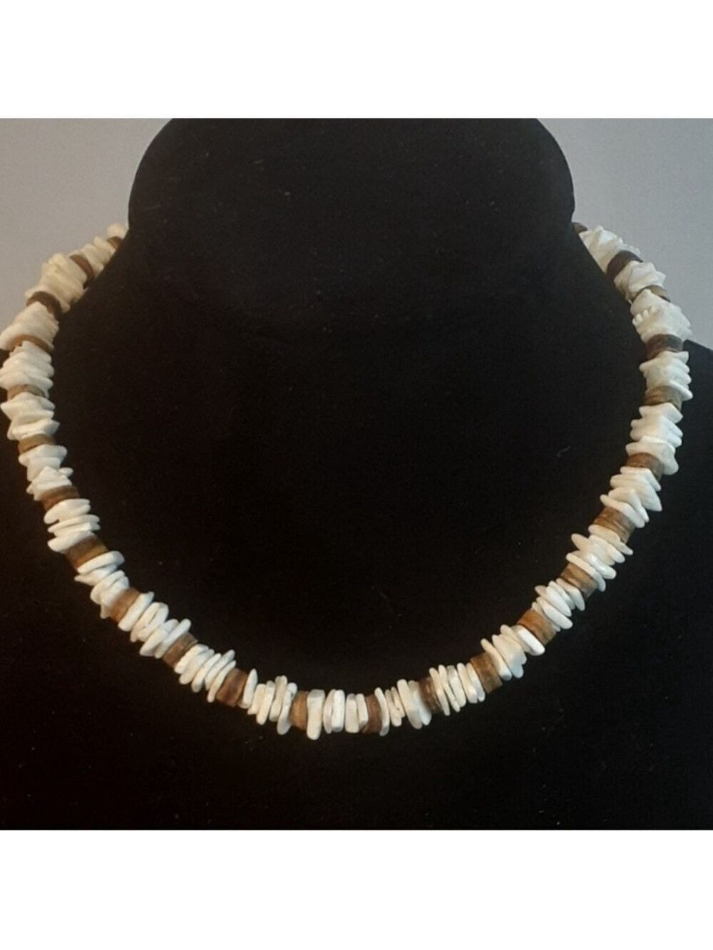 Brown & White Pucca Shell Necklace - Picture 3 of 9